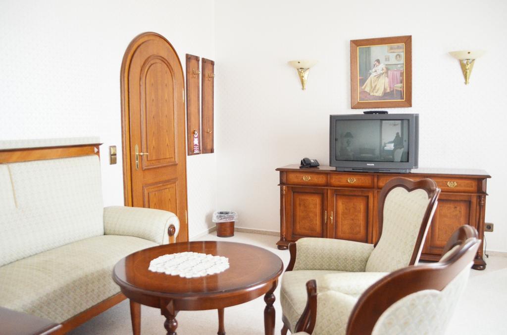 Hotel Alt-Karow Berlín Pokoj fotografie